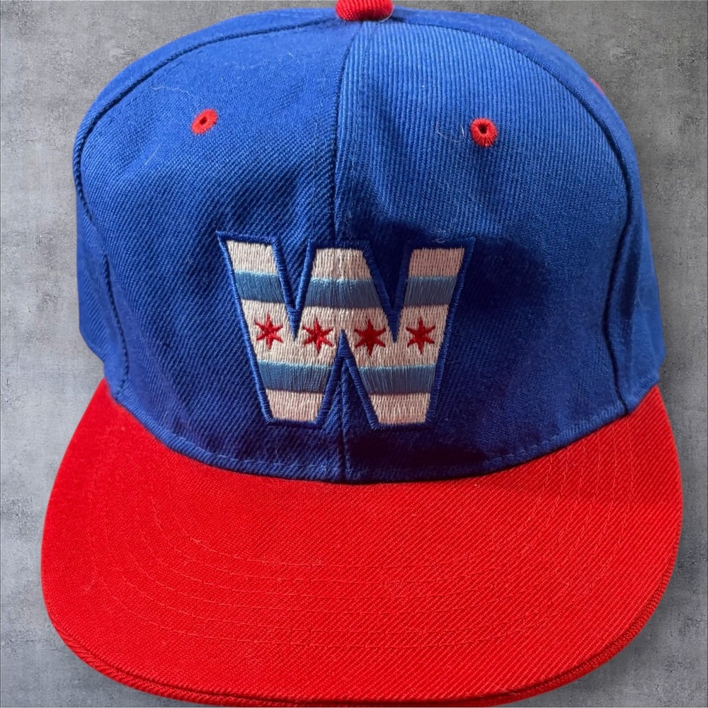NWOT Snapback Chicago Flag W Logo Hat Blue Red Embroidered Flat Brim